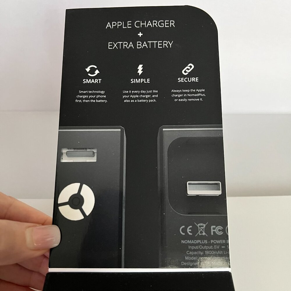 NomadPlus Power Upgrade turns your Apple USB‎ wall plug into a backup battery - Picture 3 of 6